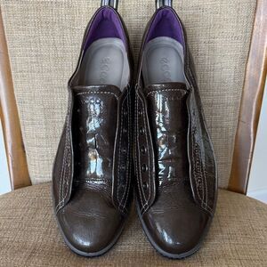 Ecco walking shoes